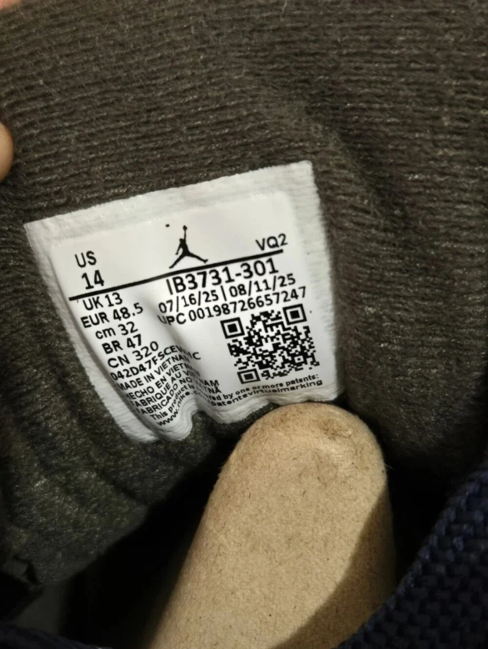 Jordan Session Men's sneakers in the Cargo Khaki/Obsidian